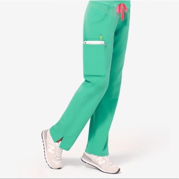Figs Pants - Figs Scrubs Kade Cargo Surgical Green Doctor Nurse Vet Scrub Pants Size Medium
